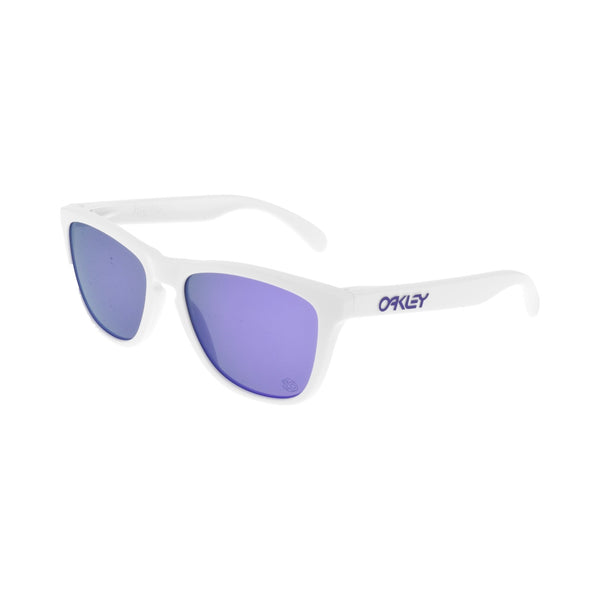 Oakley (9013/35)